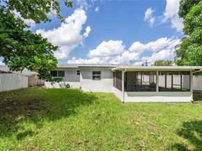 2051 Arcadia Dr, Miramar FL 33023