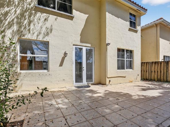 3306 SW 171st Ter, Miramar FL 33027