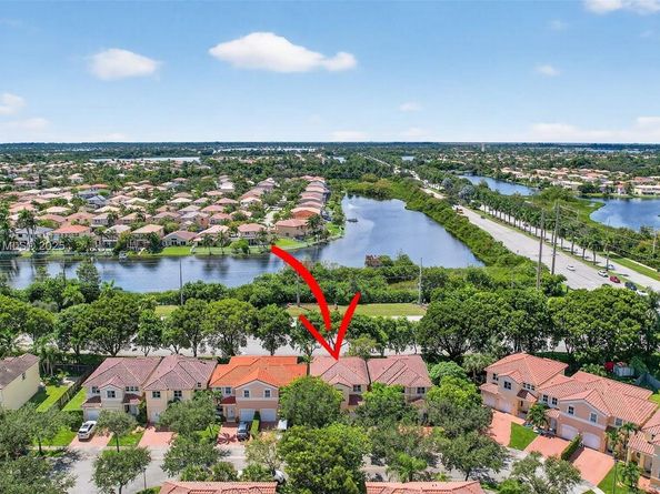 3306 SW 171st Ter, Miramar FL 33027