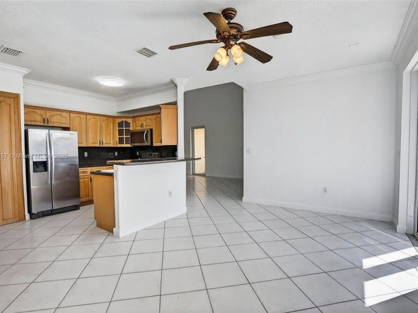 3306 SW 171st Ter, Miramar FL 33027