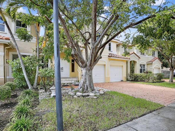 3306 SW 171st Ter, Miramar FL 33027