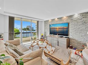 3530 Mystic Pointe Dr 411, Aventura FL 33180