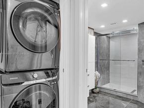 3530 Mystic Pointe Dr 411, Aventura FL 33180