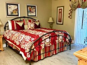 4000 Crystal Lake Dr 112, Deerfield Beach FL 33064