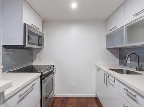 227 Michigan Ave 405, Miami Beach FL 33139