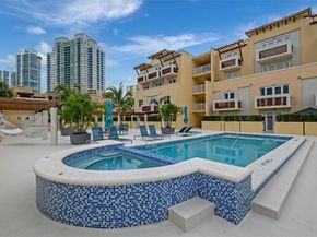 227 Michigan Ave 405, Miami Beach FL 33139