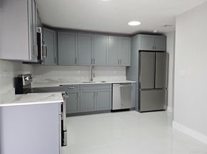 2754 NW 193rd Ter, Miami Gardens FL 33056