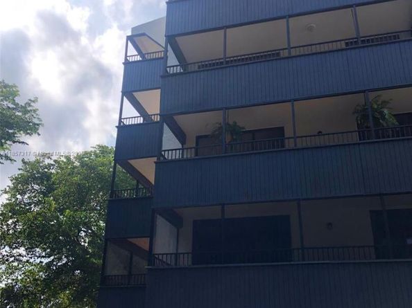 16220 NW 2nd Ave 410, Miami FL 33169