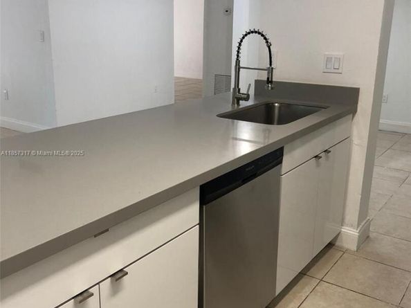 16220 NW 2nd Ave 410, Miami FL 33169