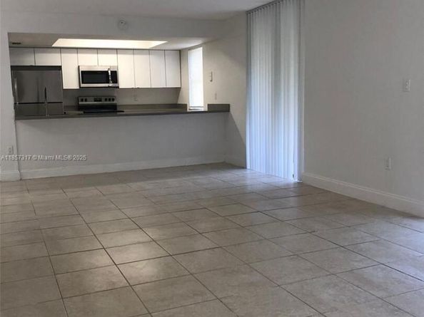 16220 NW 2nd Ave 410, Miami FL 33169