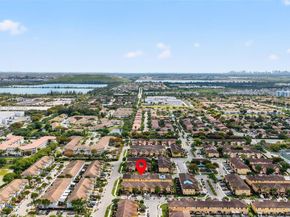 8766 NW 112th Path, Doral FL 33178