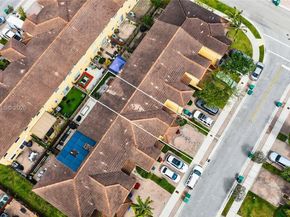 8766 NW 112th Path, Doral FL 33178