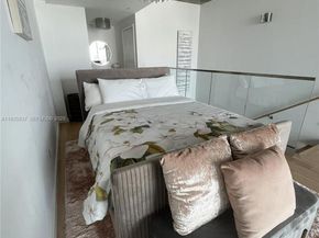 690 SW 1st Ct 1709, Miami FL 33130