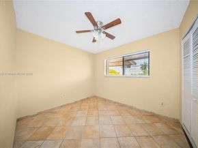 5689 W 28th Ave 5689, Hialeah FL 33016