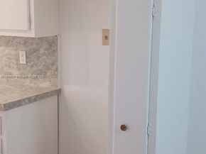 55 NW 204th St 20, Miami Gardens FL 33169