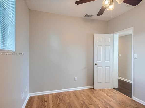 6437 Custer St, Hollywood FL 33024