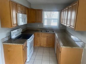 6437 Custer St, Hollywood FL 33024