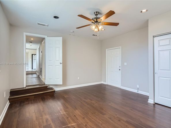 6437 Custer St, Hollywood FL 33024