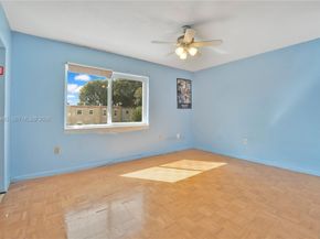 5433 NW 169th St, Miami Gardens FL 33055