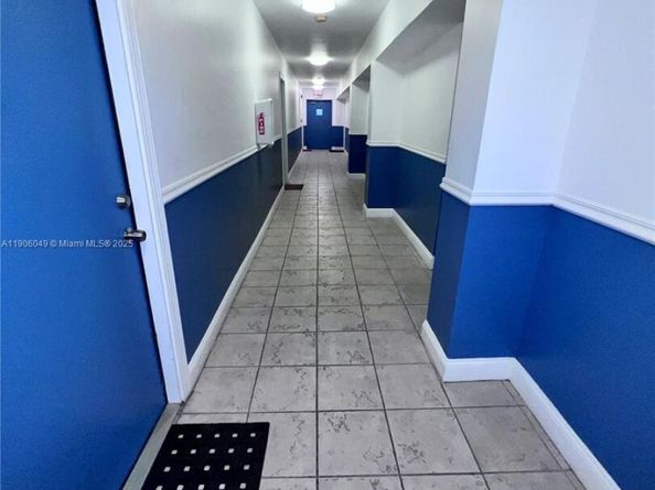 12290 NE 11th Ct 305, North Miami FL 33161