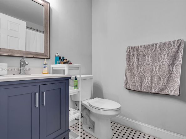 845 NW 132nd Ave, Pembroke Pines FL 33028