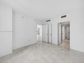 500 Brickell Ave 501, Miami FL 33131