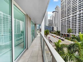 500 Brickell Ave 501, Miami FL 33131