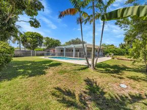 14701 SW 84th Ct, Palmetto Bay FL 33158