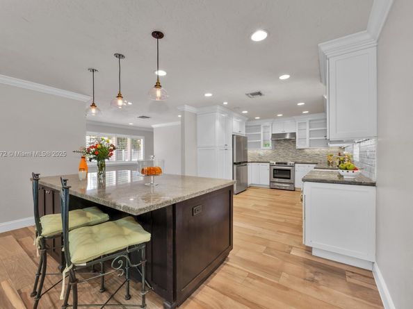 14701 SW 84th Ct, Palmetto Bay FL 33158