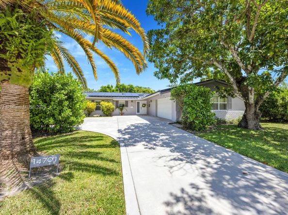 14701 SW 84th Ct, Palmetto Bay FL 33158