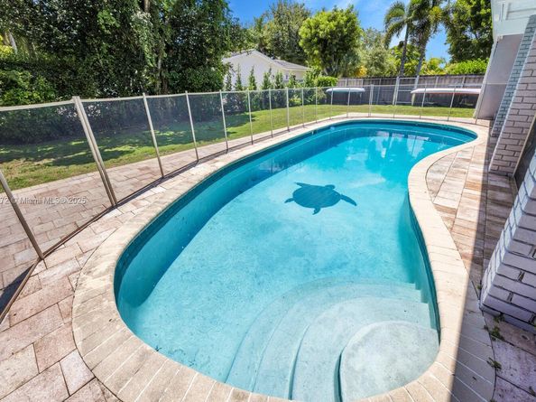 14701 SW 84th Ct, Palmetto Bay FL 33158