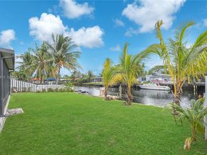 2718 Sherman St, Hollywood FL 33020