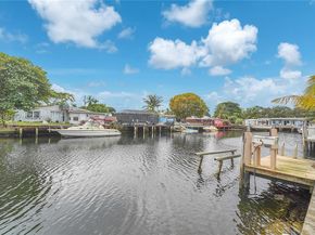 2718 Sherman St, Hollywood FL 33020