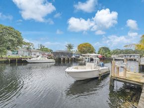 2718 Sherman St, Hollywood FL 33020