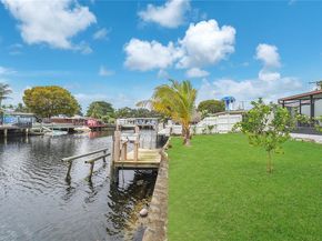 2718 Sherman St, Hollywood FL 33020