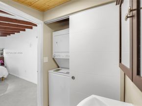 2718 Sherman St, Hollywood FL 33020