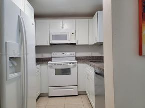 185 SE 14th Ter 1101, Miami FL 33131