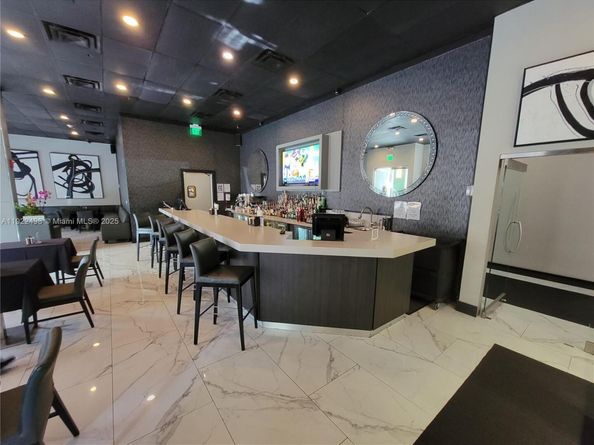 185 SE 14th Ter 1101, Miami FL 33131