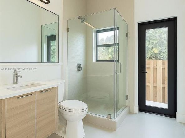 1366 SW 15th St, Miami FL 33145