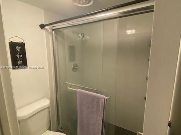 401 SE Golden Isles Dr 712, Hallandale Beach FL 33009