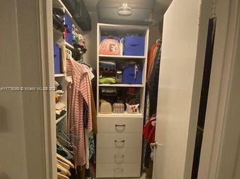 401 SE Golden Isles Dr