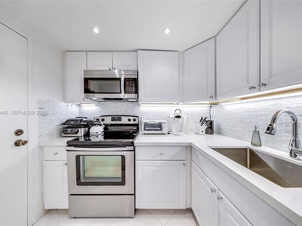 800 West Ave 605, Miami Beach FL 33139