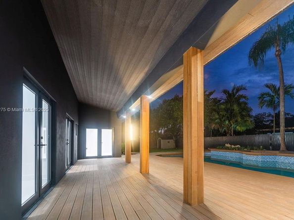 6650 SW 94th ave, Miami FL 33173