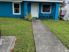 2622 NW 47th St, Miami FL 33142