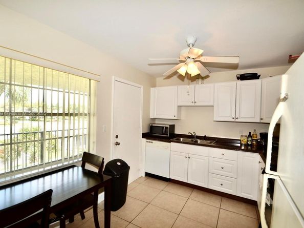 8900 W Sample Road 204, Coral Springs FL 33065