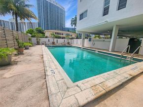 1455 West Ave 202, Miami Beach FL 33139