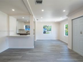 2250 NW 154th St, Miami Gardens FL 33054