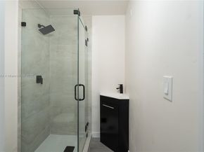 2250 NW 154th St, Miami Gardens FL 33054