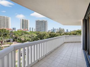 2000 Island Blvd 401, Aventura FL 33160