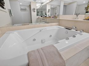 2000 Island Blvd 401, Aventura FL 33160